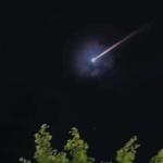 Mistério no céu de Barreirinhas: Objeto luminoso intriga moradores