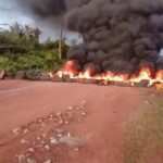 Moradores de São Bento bloqueiam MA-014 em protesto por melhorias