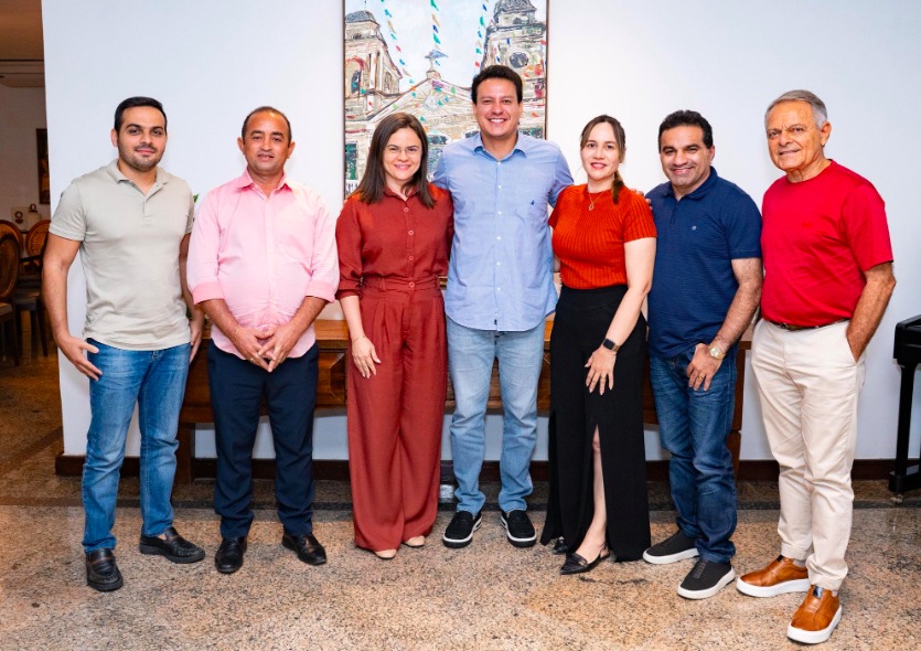 Felipe Camarão se reúne com lideranças do PL e sinaliza ampliação de alianças