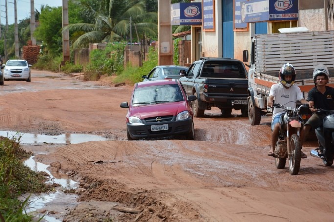 Prefeitura de São José de Ribamar e BRK devem recuperar Rua 21 em até 1 ano