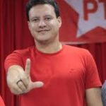 Petistas fazem abaixo-assinado em apoio à candidatura de Camarão