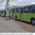 Protesto bloqueia MA-201 após moradores denunciarem derrubada de casas em São José de Ribamar