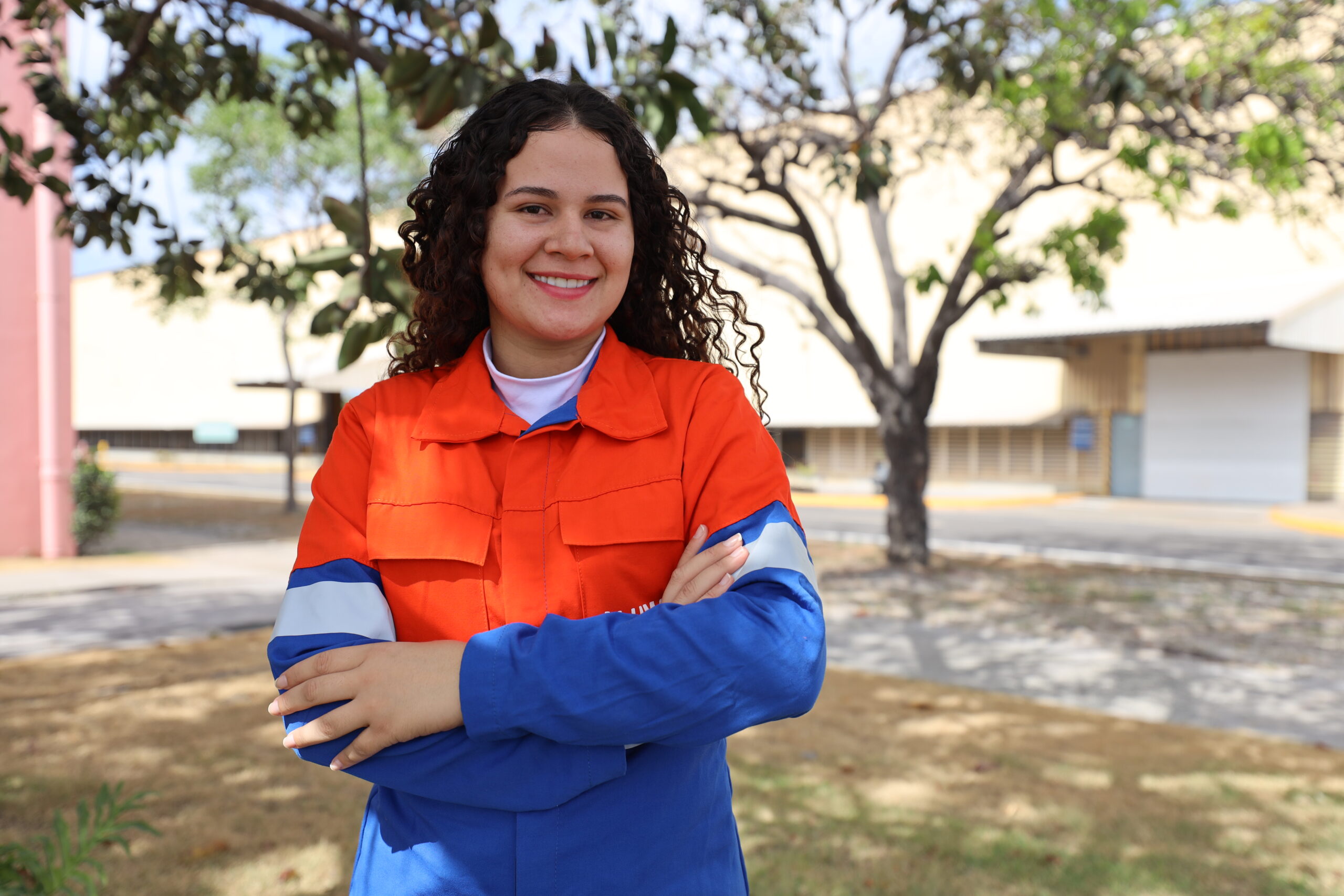 Alumar abre inscrições para Programa Aprendiz 2026 com mais de 100 vagas exclusivas para mulheres