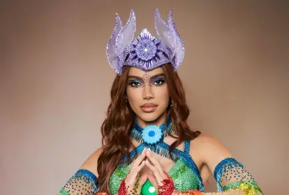 Anitta interrompe show no Circuito Vem Pro Mar após denunciar tentativa de furto em São Luís