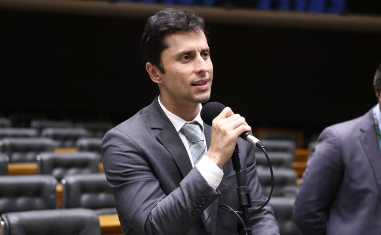 Duarte Jr. relata proposta aprovada na Câmara que destina recursos do Fundo do Esporte ao paradesporto