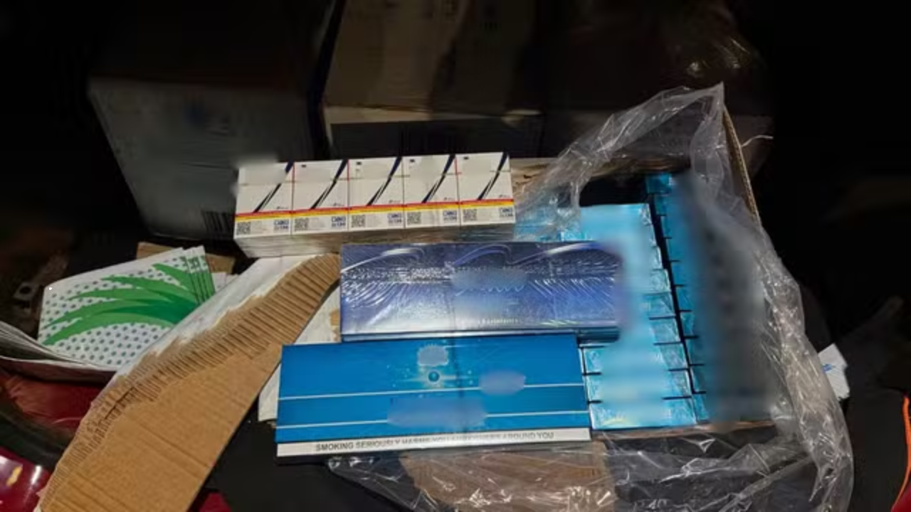 PRF apreende 750 maços de cigarros contrabandeados na BR-316, em Caxias (MA)