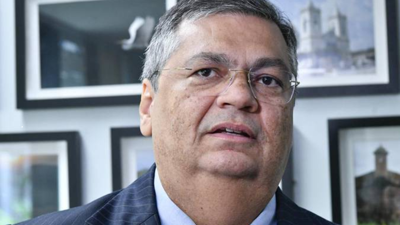 PF não encontra provas de pagamento a jornalista por reportagens sobre Dino