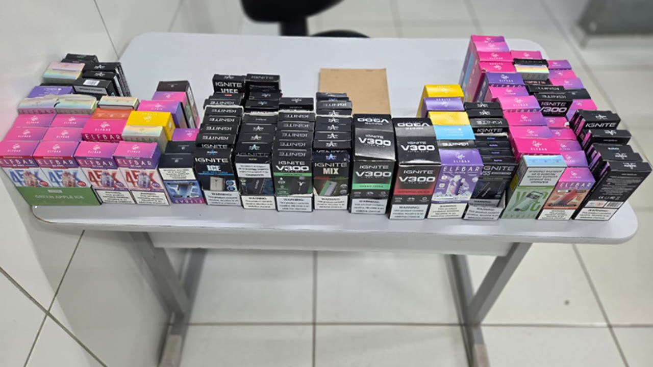 Jovem é preso com 128 cigarros eletrônicos em Timon durante operação da Polícia Civil