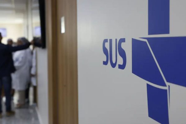Atraso em pagamentos provoca suspensão parcial de serviço de agendamento do SUS em São Luís