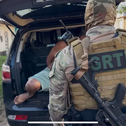 Polícia Civil desmonta esquema de tráfico de drogas em Rosário (MA)