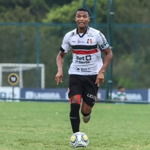 Jovem maranhense assina com o Santa Cruz para a temporada 2026